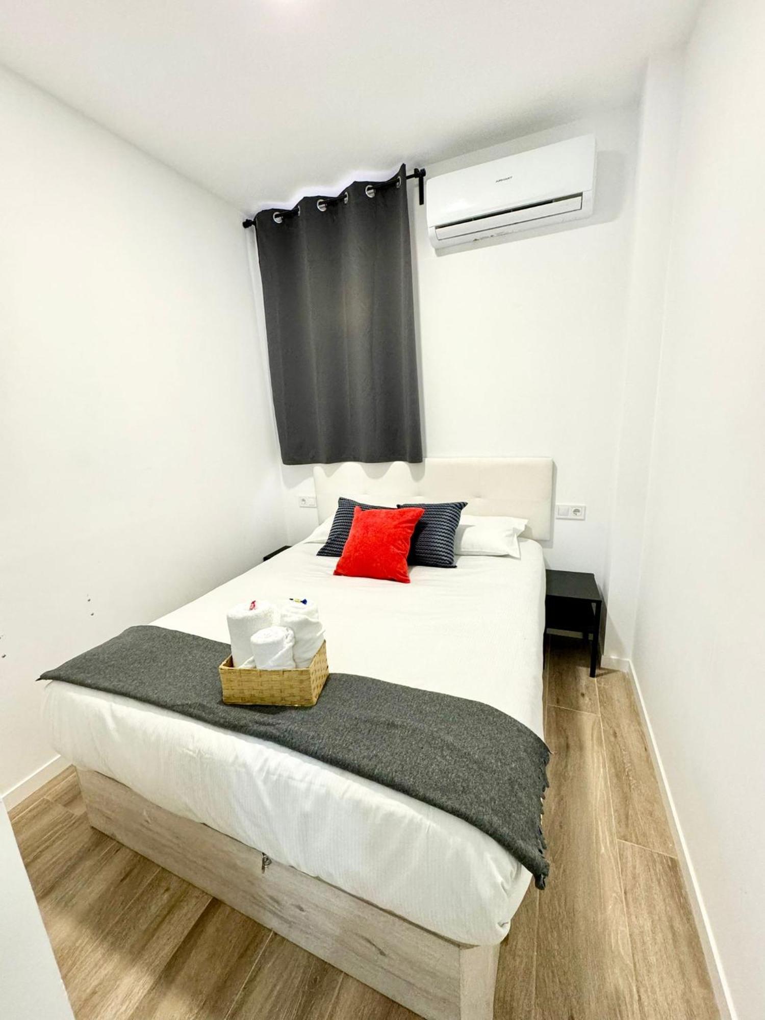 Apartamentos Madrid Connection - Universidad By Oshun Apartments Exterior photo