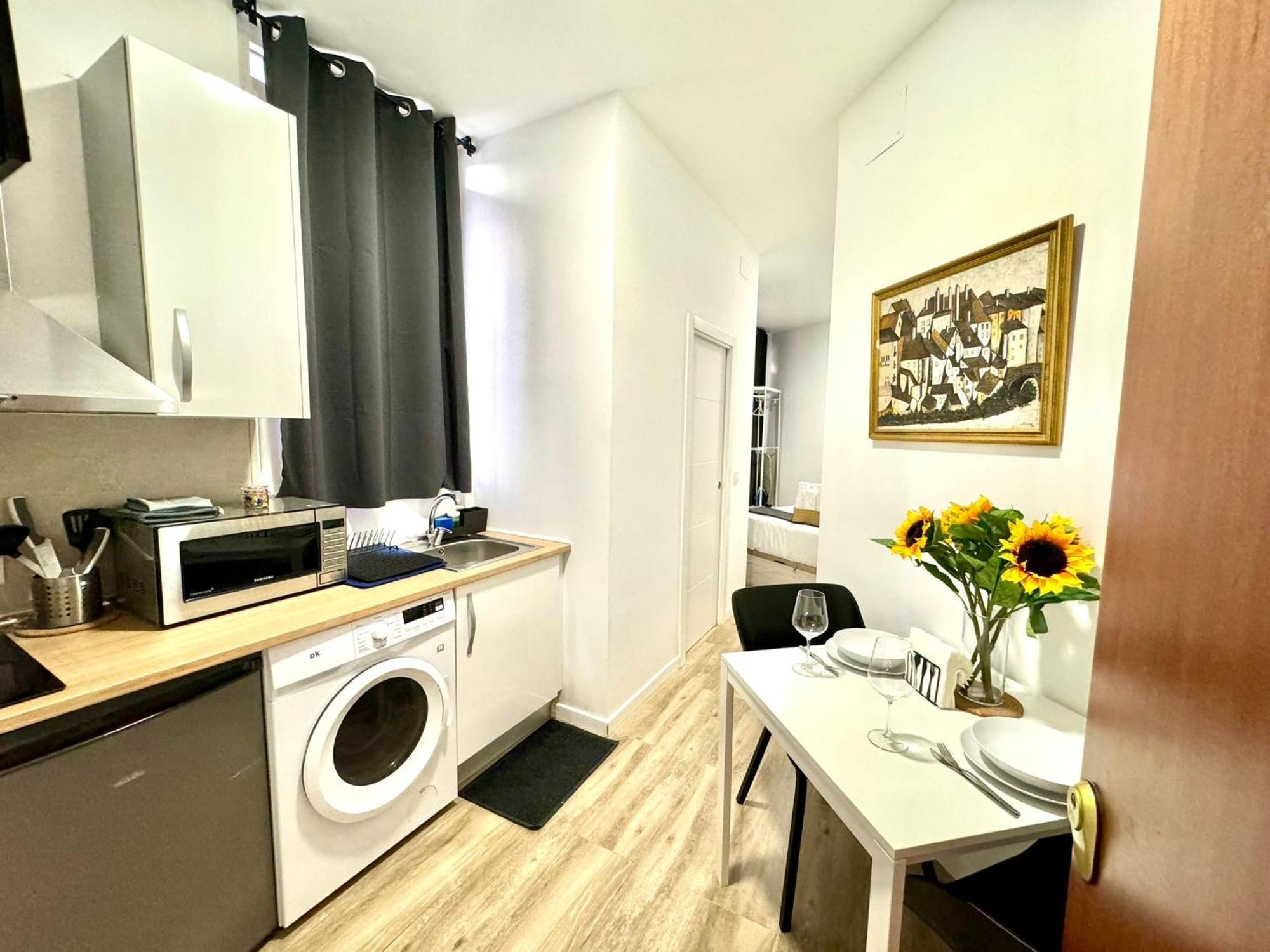 Apartamentos Madrid Connection - Universidad By Oshun Apartments Exterior photo