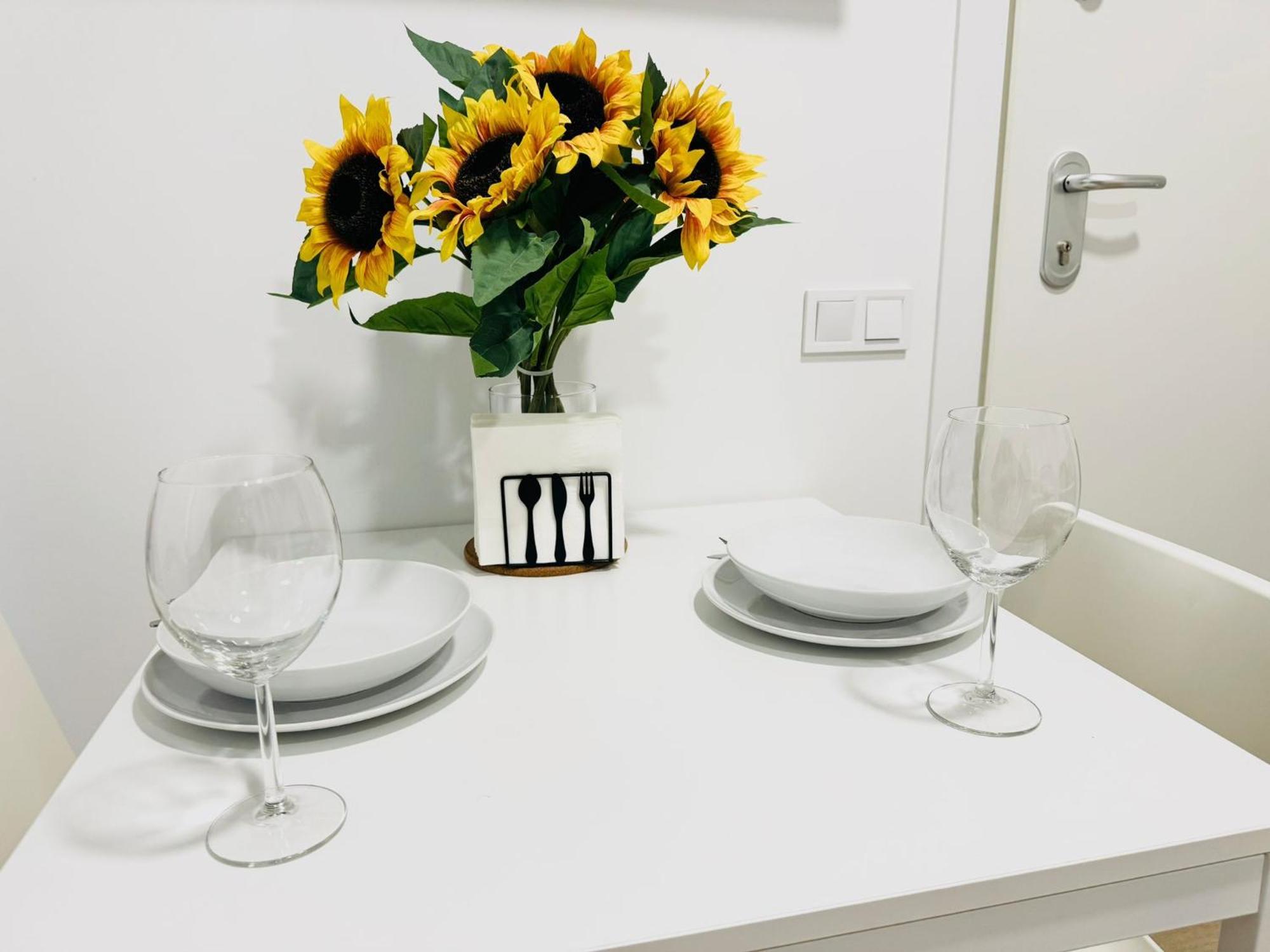 Apartamentos Madrid Connection - Universidad By Oshun Apartments Exterior photo